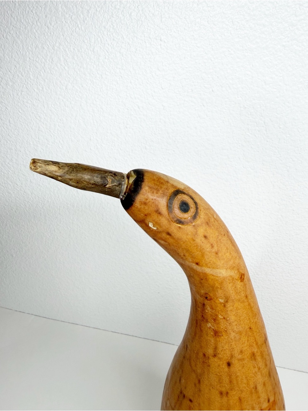 Vintage Folk Art Hand Carved Etched Penguin Gourd - Picture 2 of 9